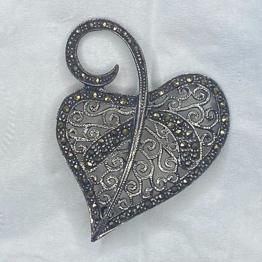 Sterling silver brooch